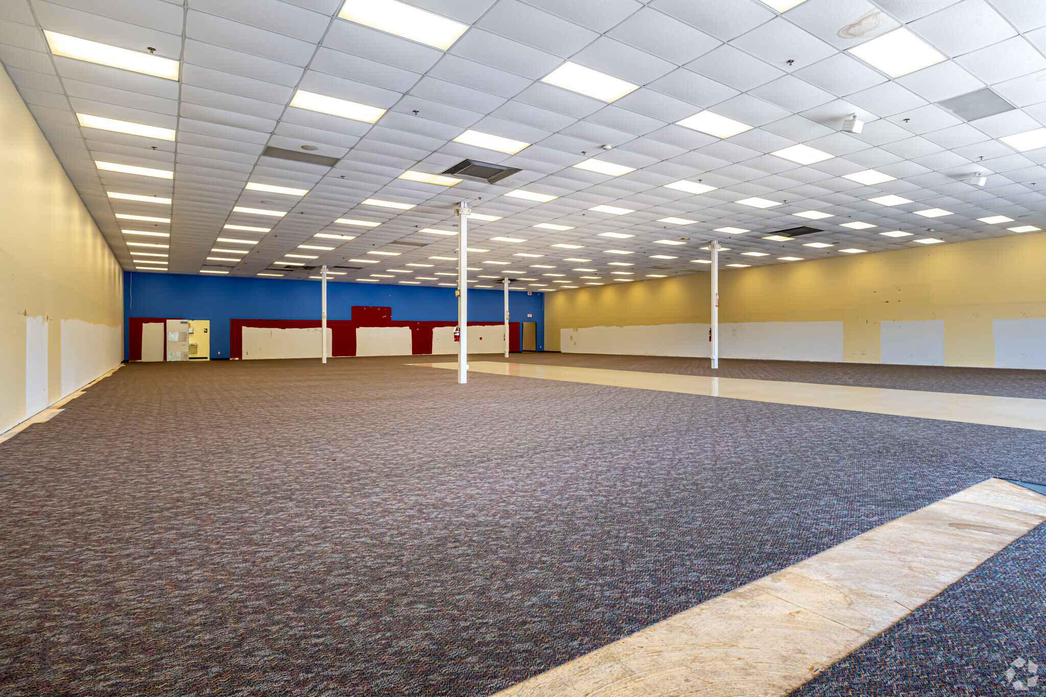 61101-61125 Airport Rd, Slidell, LA for lease Interior Photo- Image 1 of 4