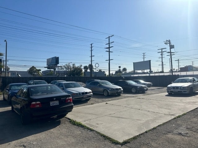 2101 Lincoln Blvd, Venice, CA for lease - Building Photo - Image 2 of 8