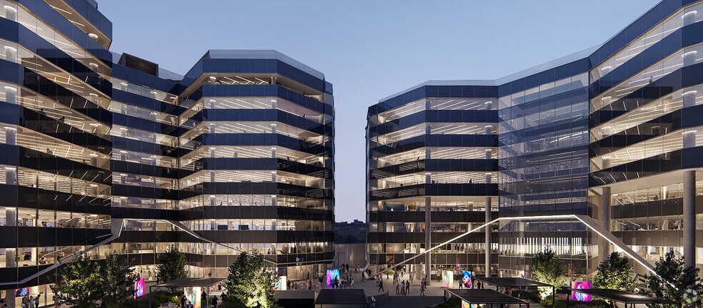 Travesía Costa Brava, 2-4, Madrid, Madrid for lease - Building Photo - Image 3 of 12