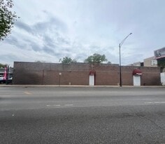 706 Cicero ave, Chicago IL - Parking Garage