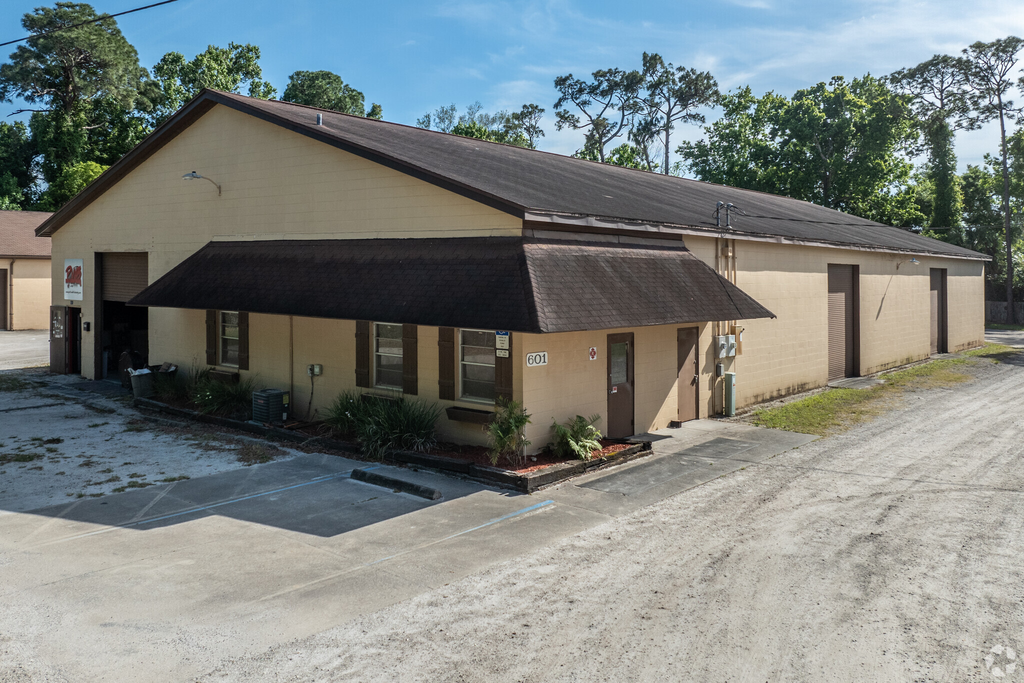 601 Lemon St, Port Orange, FL for sale Primary Photo- Image 1 of 15