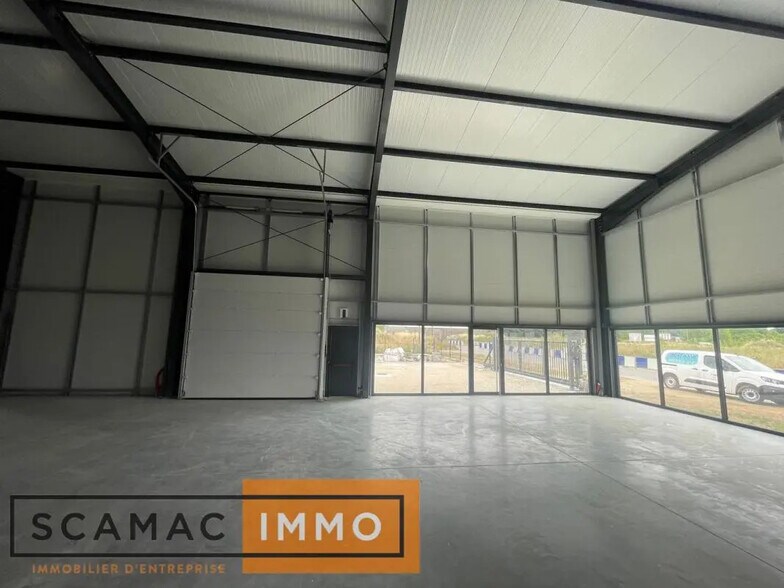 Industrial in Arpajon for lease - Interior Photo - Image 2 of 10