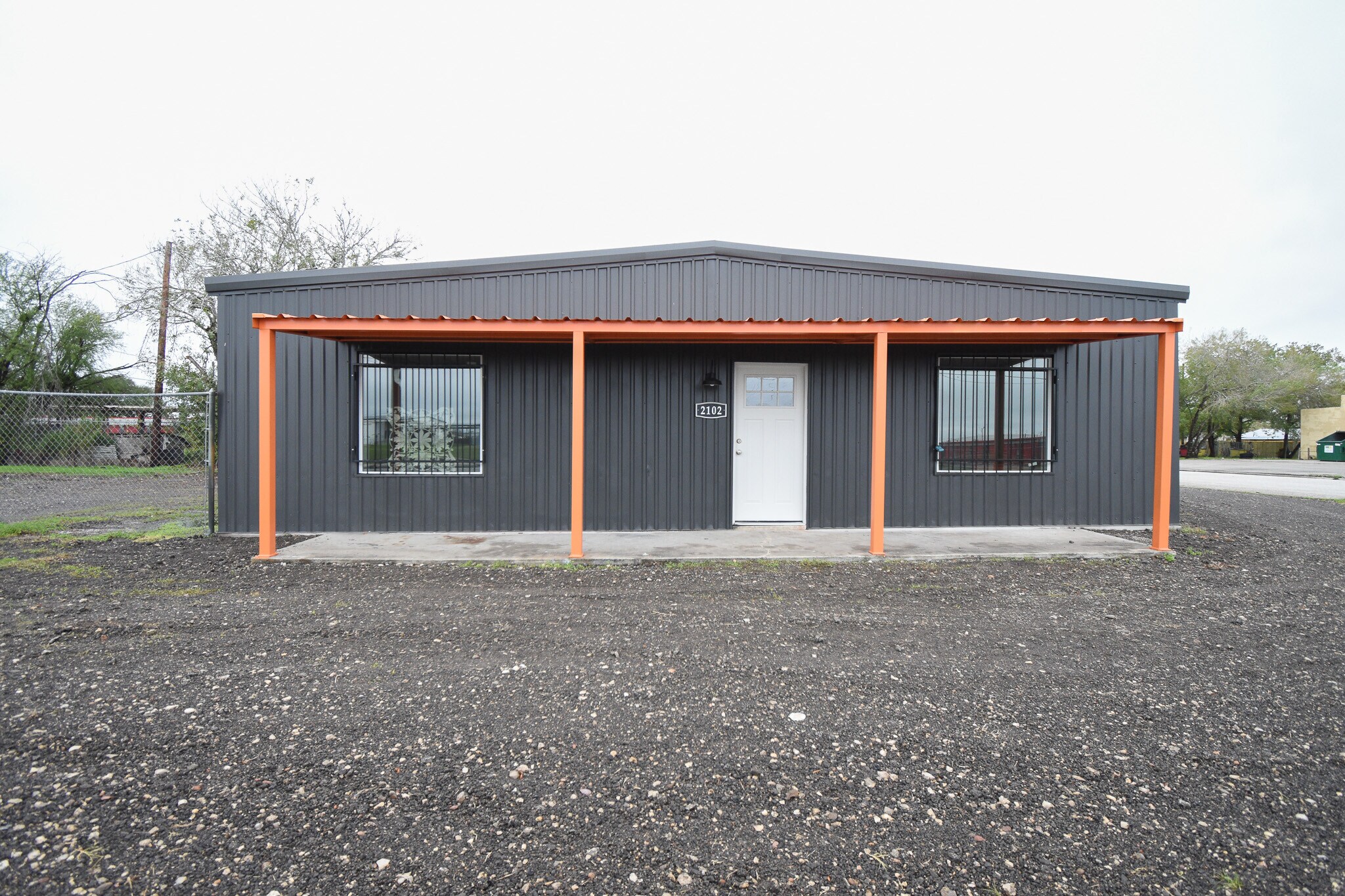 2102 N Ben Wilson St, Victoria, TX for sale Primary Photo- Image 1 of 1