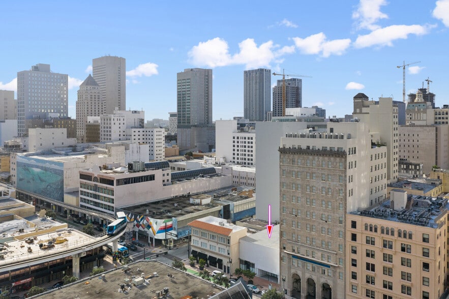 113-115 SE 1st St, Miami, FL for sale - Aerial - Image 1 of 4