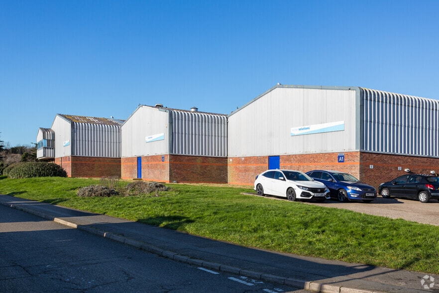 Newton Rd, Peacehaven for lease - Building Photo - Image 3 of 5