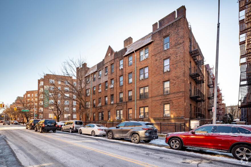 3456 73rd St, Jackson Heights, NY for sale - Building Photo - Image 3 of 6