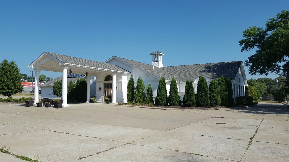 981 E State St, Alliance, OH for sale - Primary Photo - Image 1 of 1