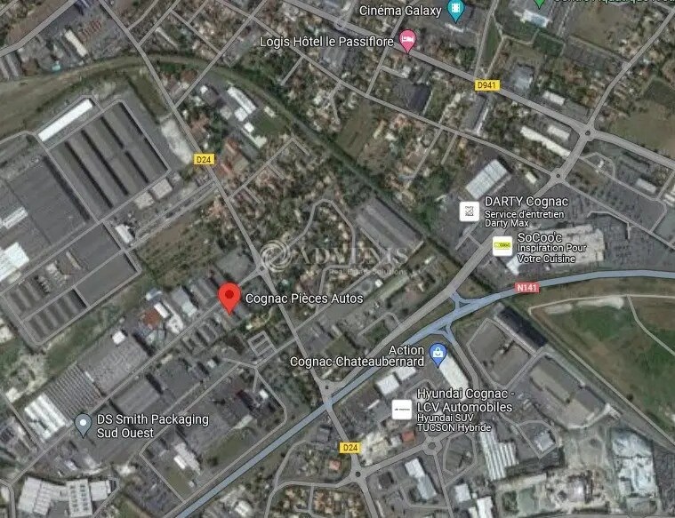 Office in Châteaubernard for lease - Building Photo - Image 3 of 3