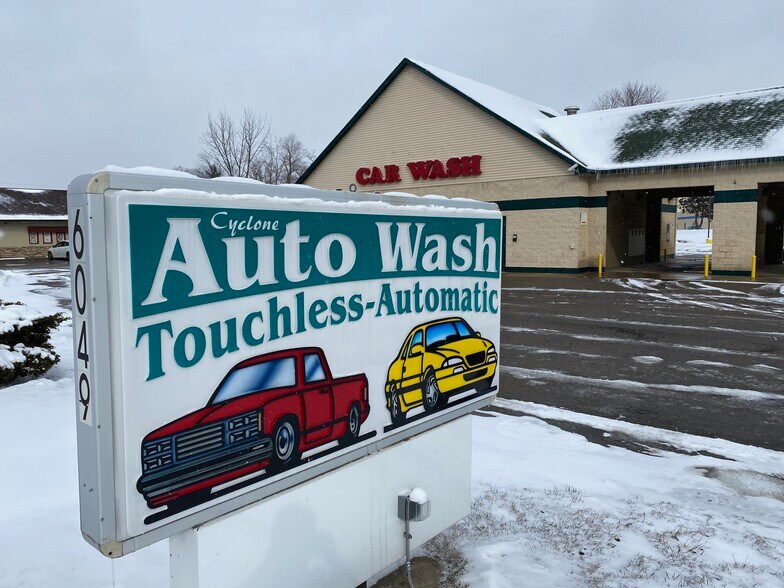 6049 Dort Hwy, Grand Blanc, MI 48439