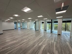 1800 S Australian Ave, West Palm Beach, FL for lease Building Photo- Image 2 of 7