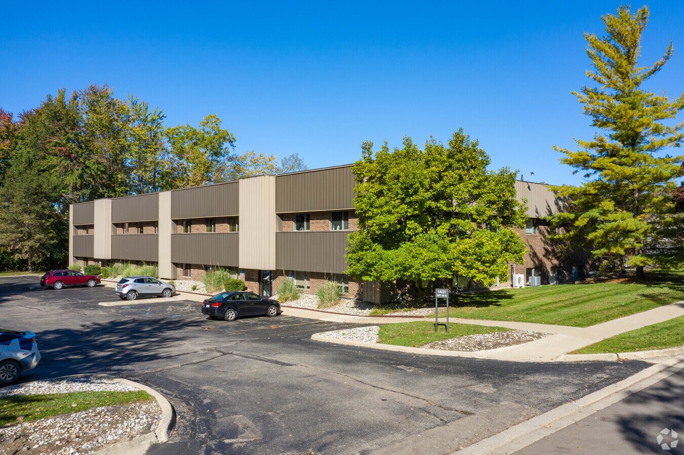 14011451 E Lansing Dr, East Lansing, MI 48823 Office for Sale