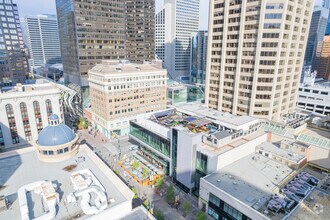 700 2 St SW, Calgary, AB - AERIAL  map view