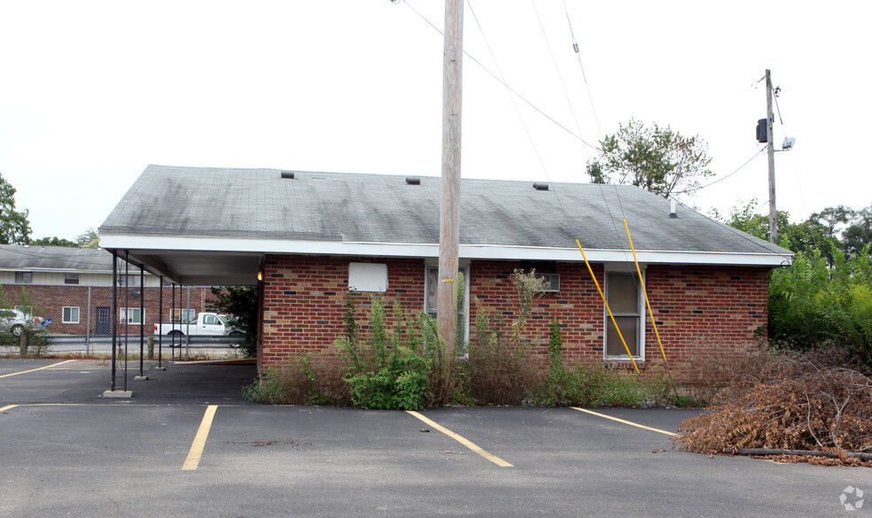 10941 Lower Valley Pike, Medway, OH for sale - Building Photo - Image 1 of 2