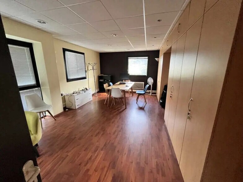 Office in Bruz for sale - Building Photo - Image 3 of 12