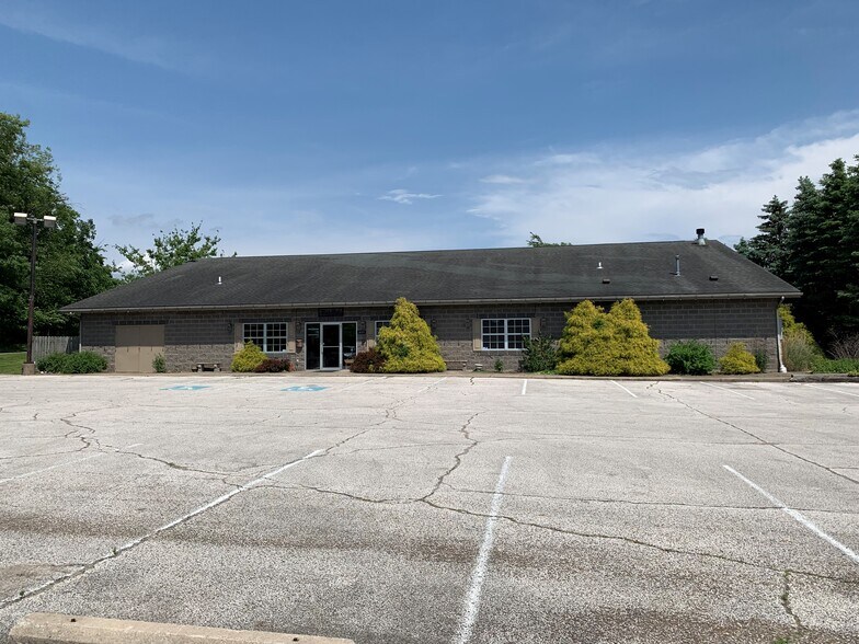 3099 Graham Rd, Stow, OH 44224