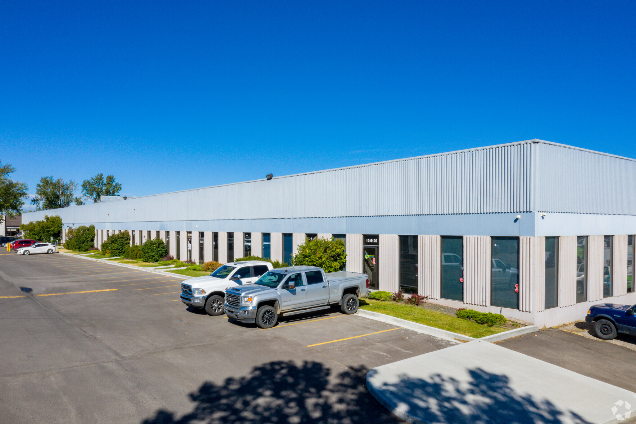 6120 3rd St SE, Calgary, AB for lease Primary Photo- Image 1 of 7