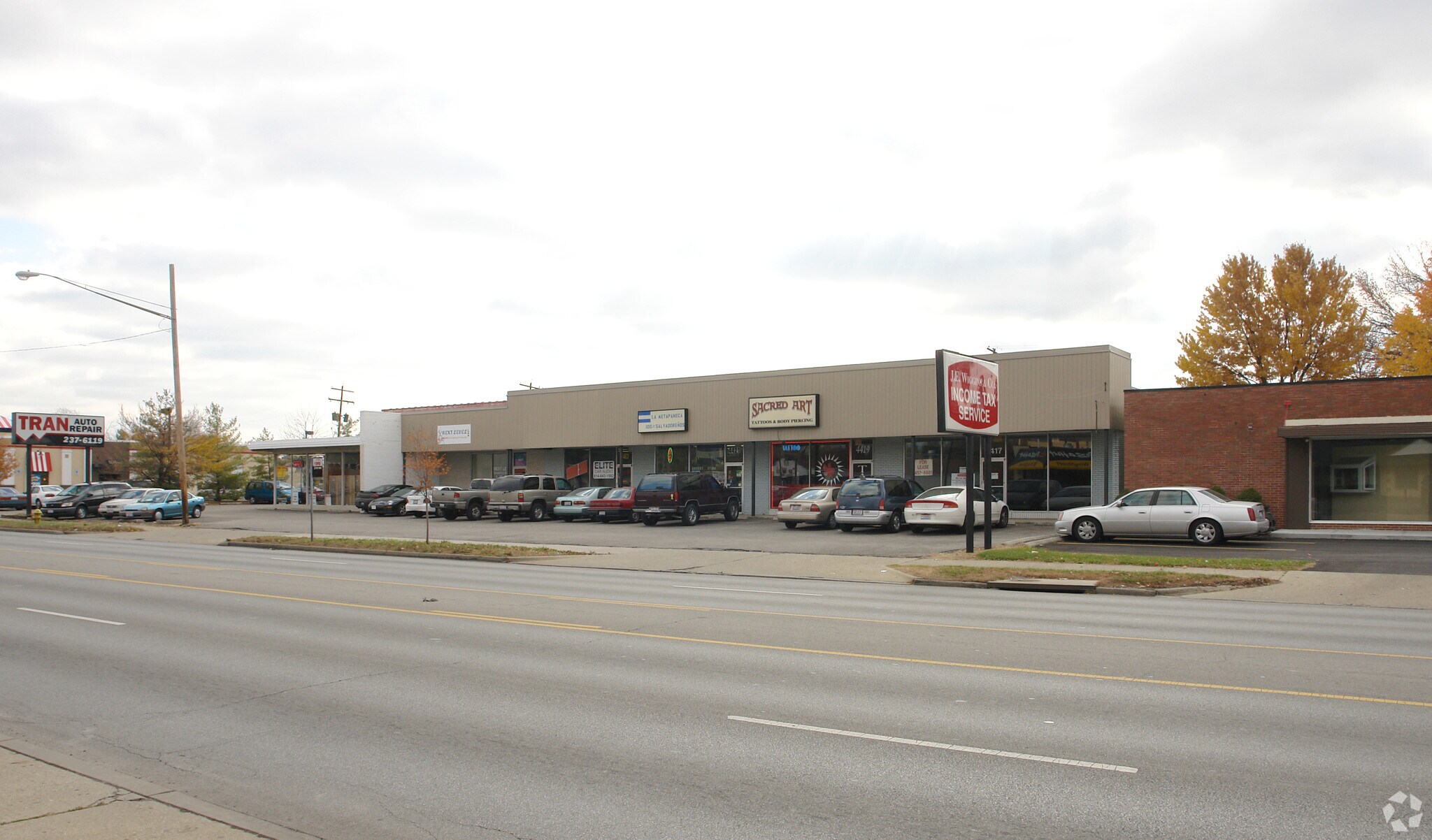 4417-4425 E Main St, Columbus, OH for sale Primary Photo- Image 1 of 1