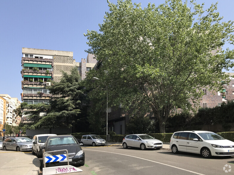 Calle Del Doce De Octubre, 26, Madrid, Madrid for lease - Primary Photo - Image 1 of 2