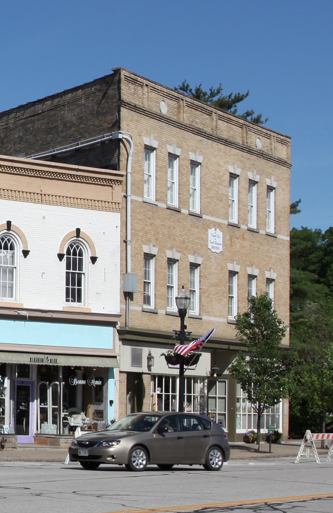 41 N Main St, Chagrin Falls, OH for sale Building Photo- Image 1 of 1