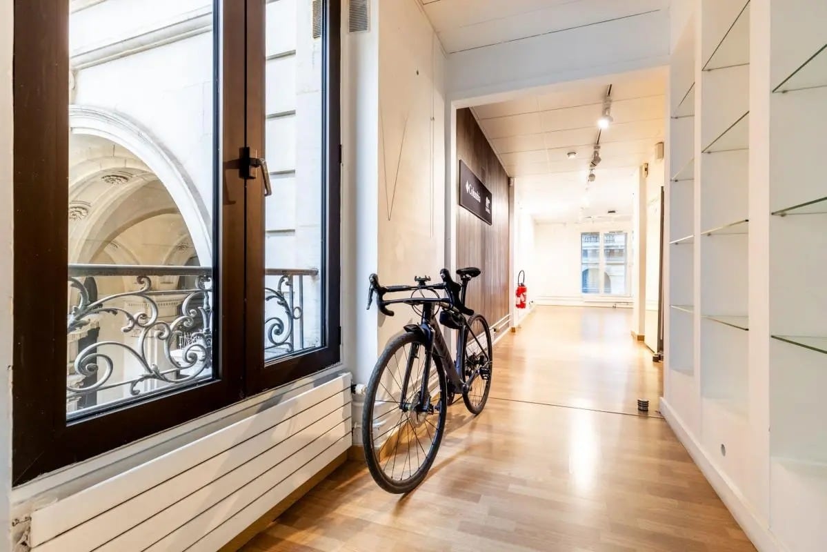 Paris, PAR 75001 - - - Interior Photo - Image 1 of 14