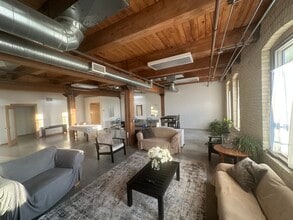 131 W Seeboth St, Milwaukee, WI for lease Interior Photo- Image 1 of 8