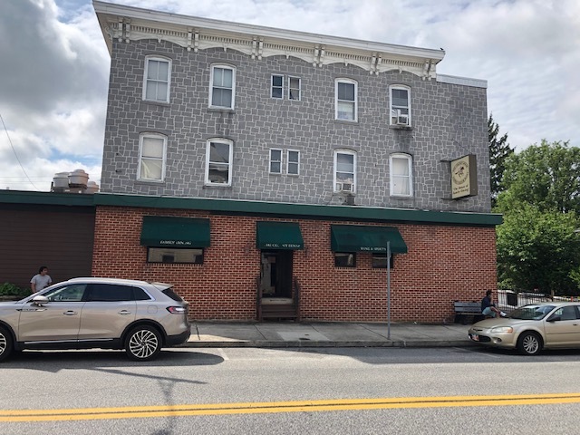 125 W Main St, Mechanicsburg, PA for sale - Building Photo - Image 1 of 11