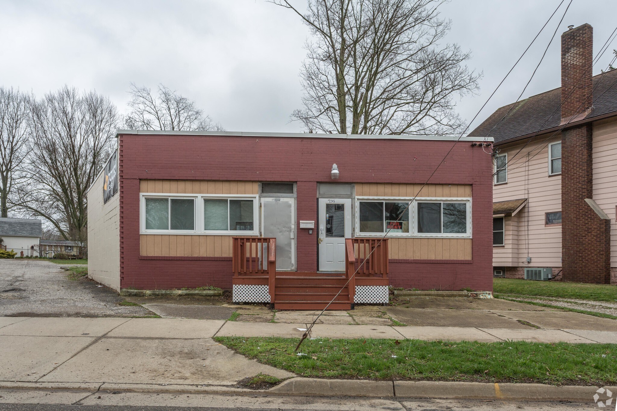 2243-2245 East Ave, Akron, OH for sale Primary Photo- Image 1 of 1
