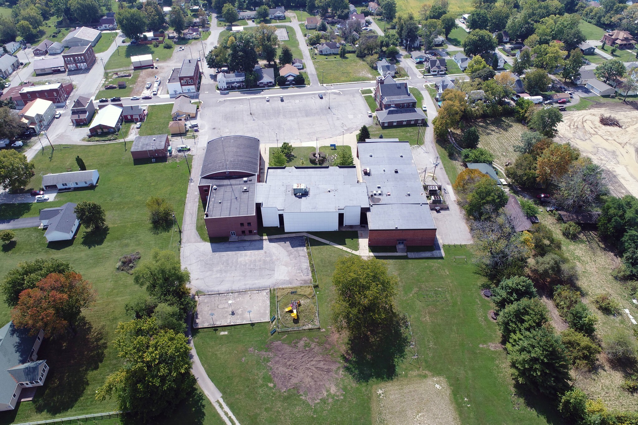 200 W Pearl St, Trafalgar, IN 46181 Specialty for Sale