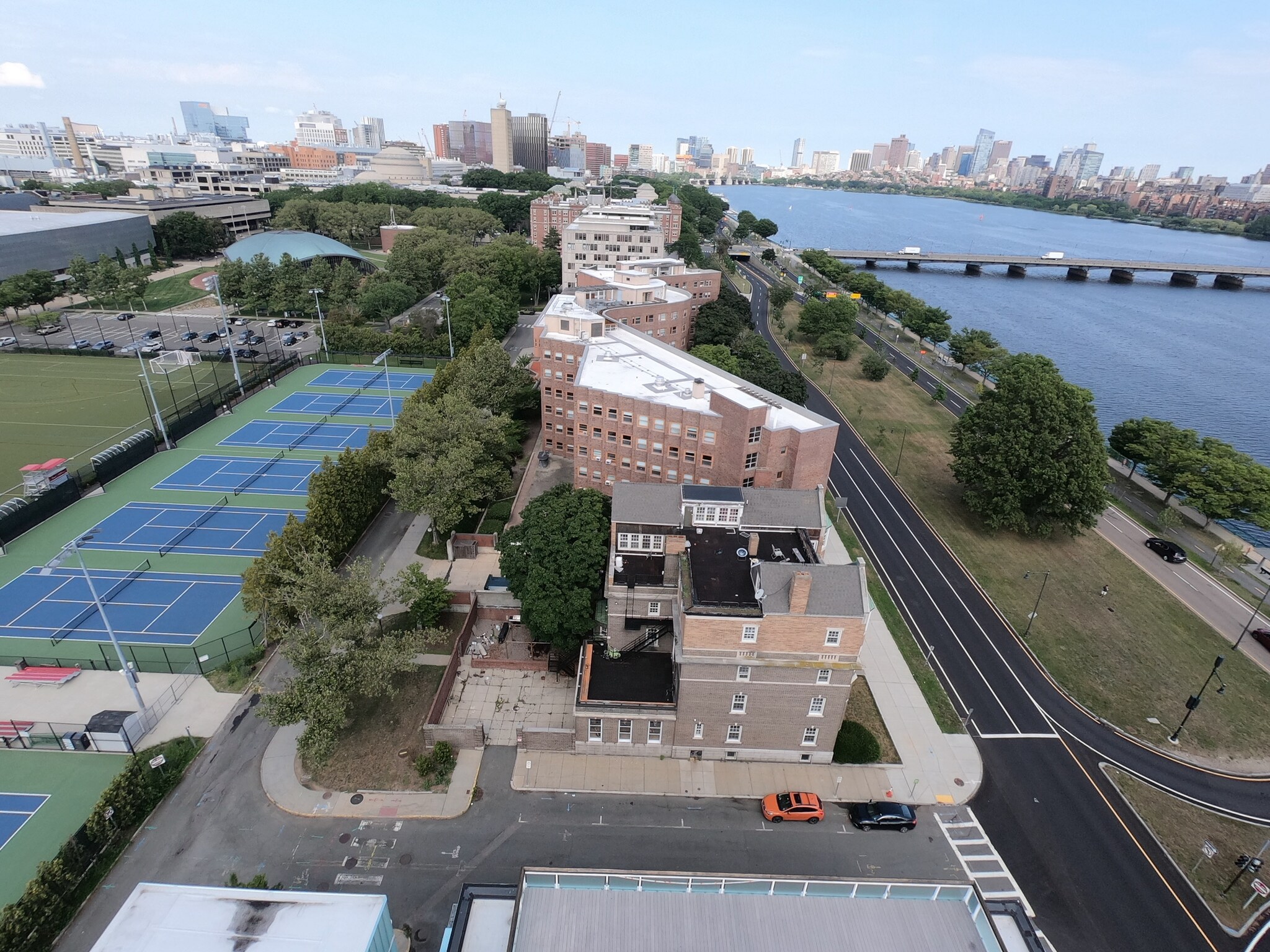 372 Memorial Dr, Cambridge, MA for sale Building Photo- Image 1 of 1