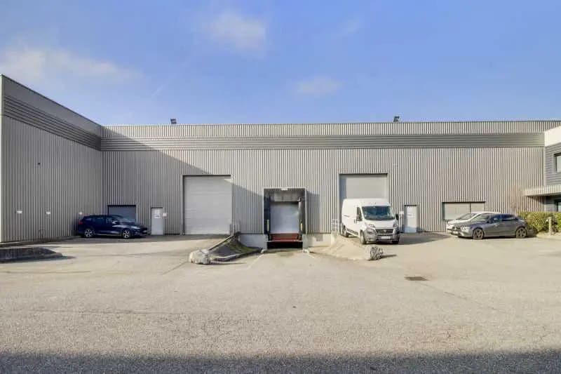 Office in Saint-Priest for lease - Building Photo - Image 3 of 3