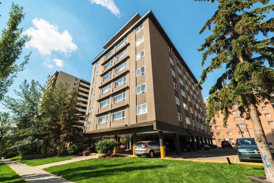 9830 105th St NW, Edmonton, AB for sale - Building Photo - Image 2 of 2