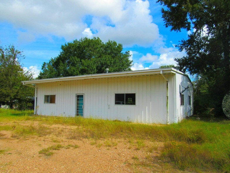 3214 Texas 159, Fayetteville, TX for sale - Building Photo - Image 1 of 1