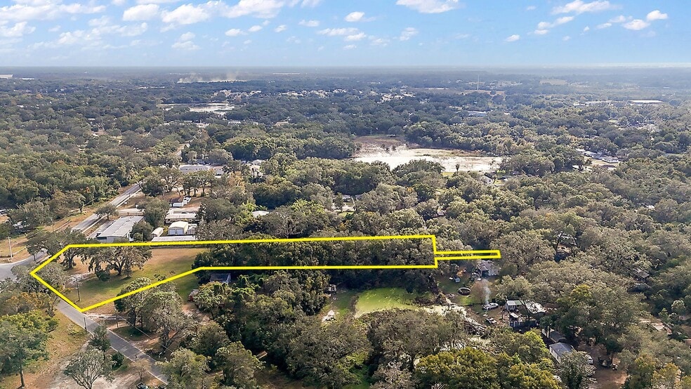 2409 Montclair Rd, Leesburg, FL for sale - Building Photo - Image 3 of 10