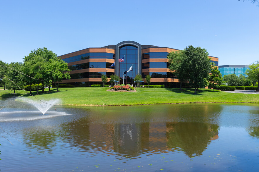 4701 Cox Rd, Glen Allen, VA for lease - Building Photo - Image 1 of 13