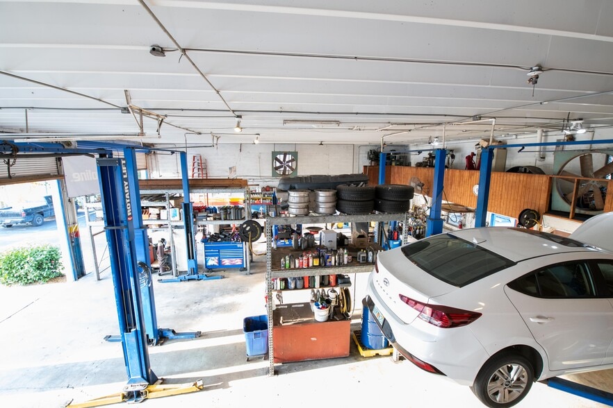 55 SW 10th St, Deerfield Beach, FL for sale - Building Photo - Image 3 of 34