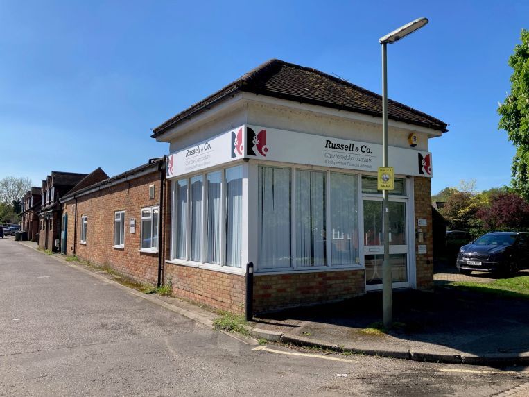 Kingston Ave, Leatherhead for lease - Primary Photo - Image 1 of 1