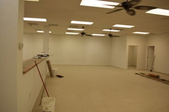 31 Chailett Rd, Rotonda West, FL for lease Interior Photo- Image 2 of 11