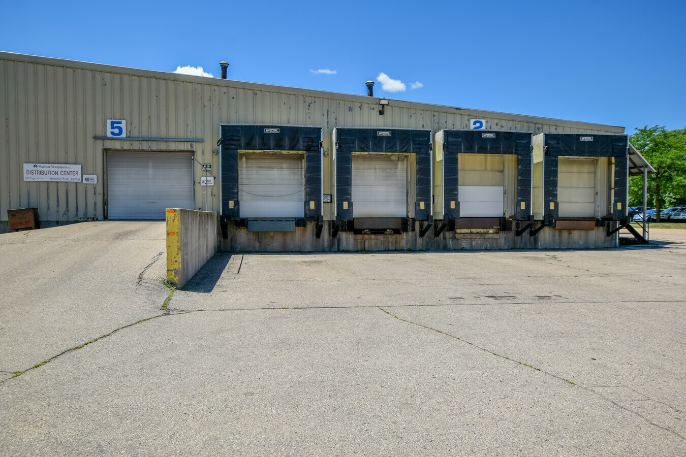 2001 Fish Hatchery Rd, Madison, WI 53713