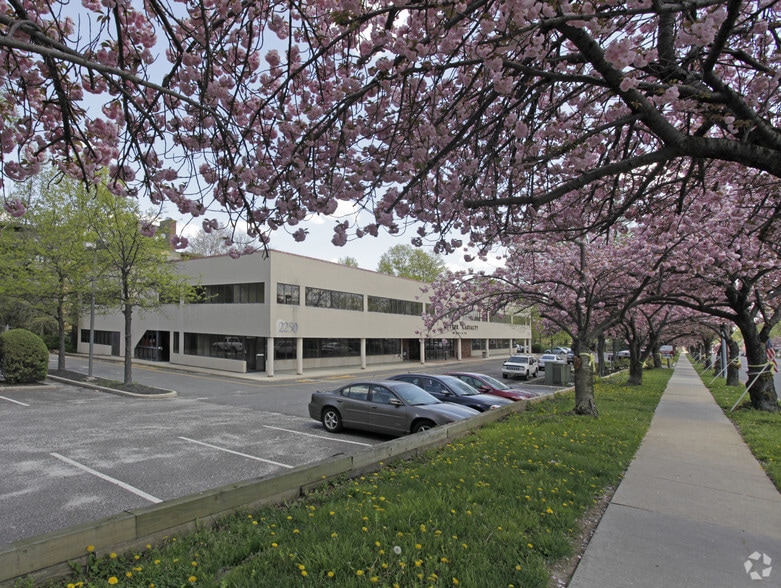 2250 Chapel Ave W, Cherry Hill, NJ for sale - Building Photo - Image 2 of 7