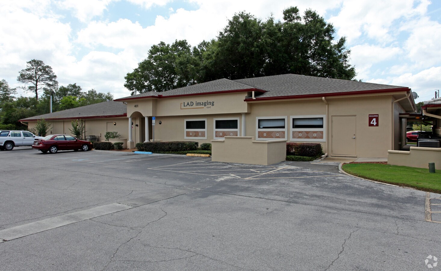 1555 Saxon Blvd, Deltona, FL, 32725 Medical Property For Lease on
