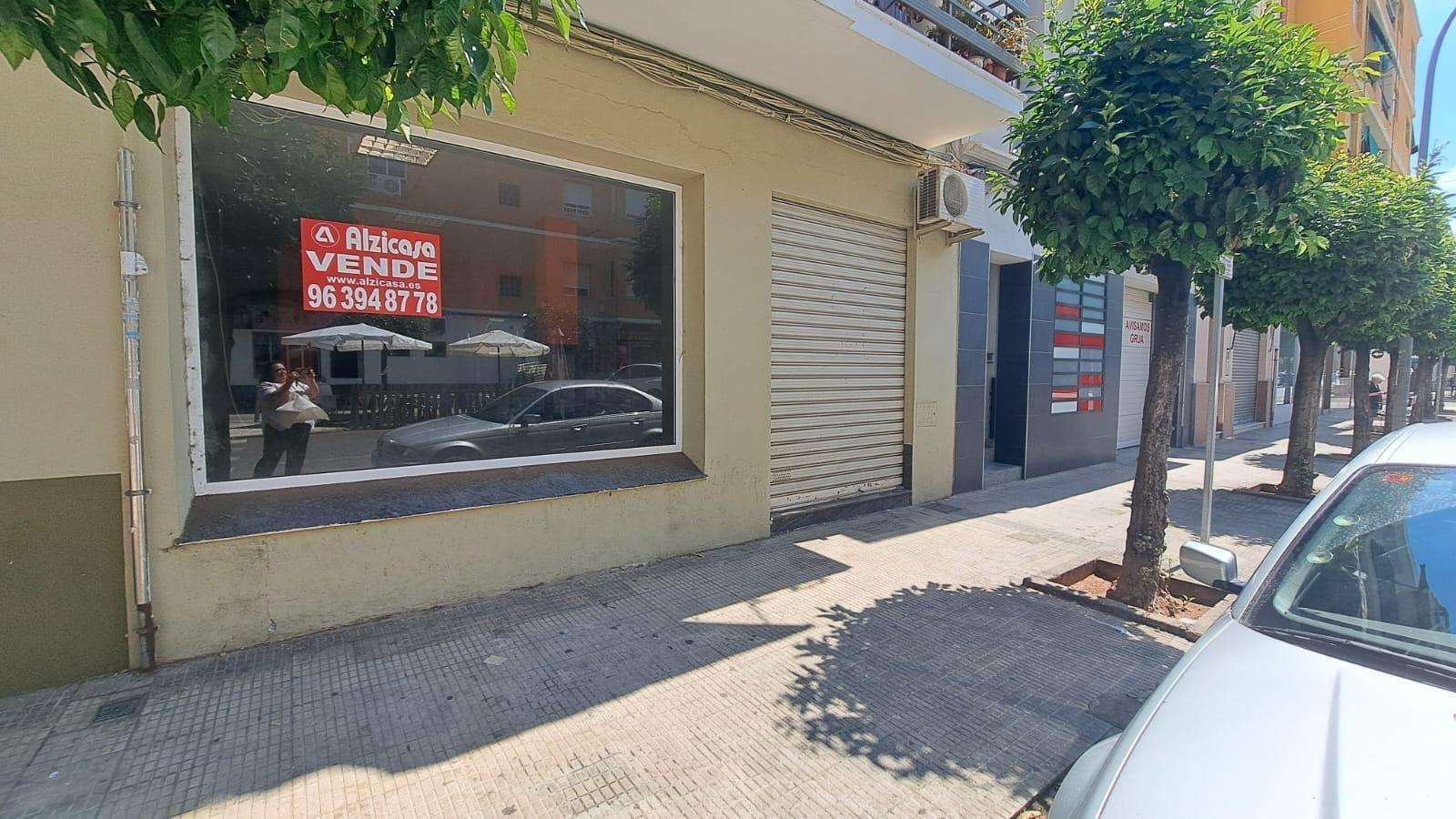 Retail in Carcaixent, Valencia for sale Building Photo- Image 1 of 12