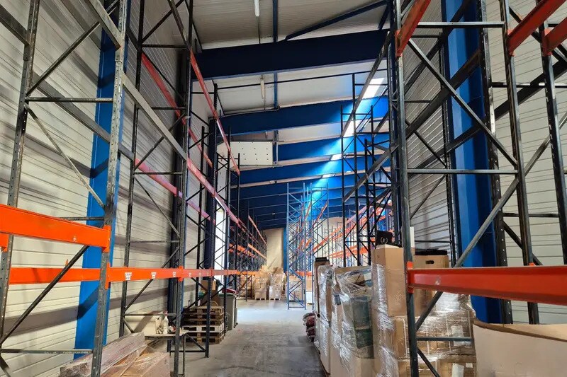 Flex in Perpignan for lease - Interior Photo - Image 3 of 5