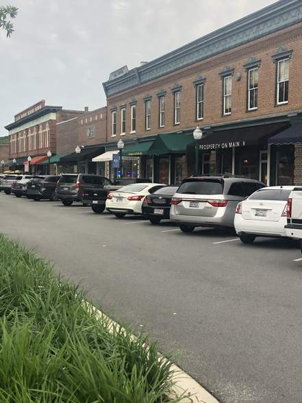 100 S Main St, Summerville, SC for sale - Building Photo - Image 1 of 1