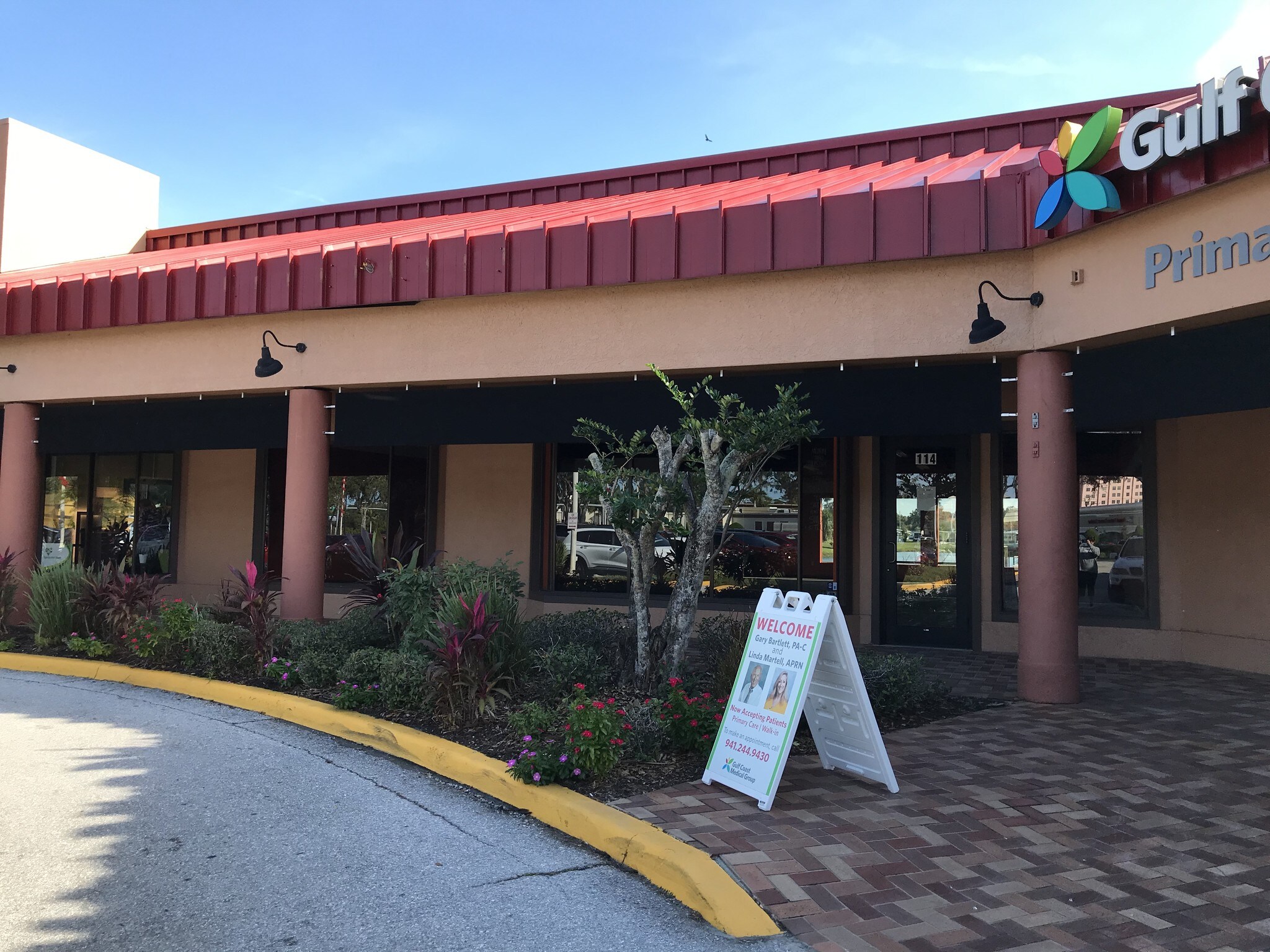 8383 S Tamiami Trl, Sarasota, FL 34238