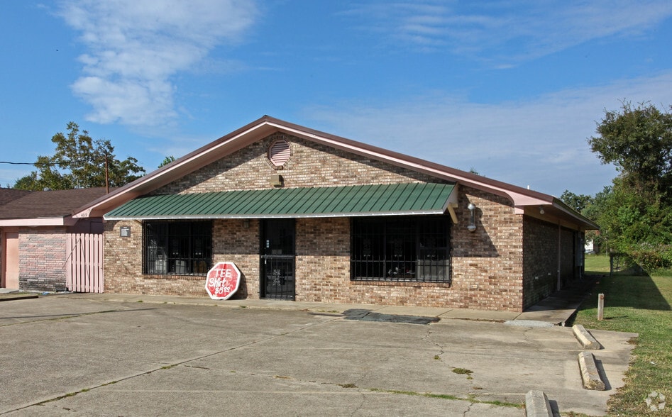 4015 Second St, Moss Point, MS for lease - Building Photo - Image 1 of 2