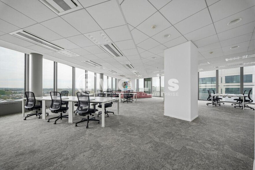 40-48 Rue D'Arcueil, Rungis for lease - Building Photo - Image 3 of 10