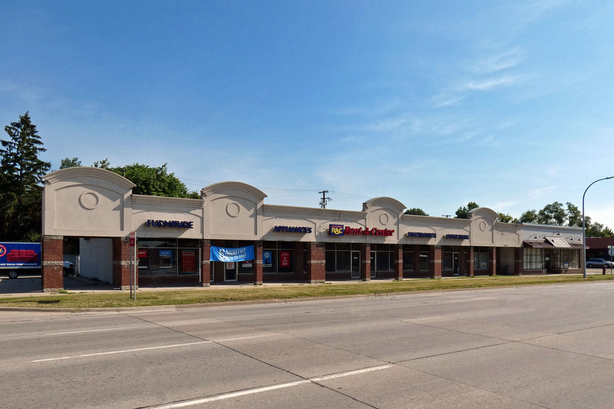 32518-32536 Michigan Ave, Wayne, MI for sale - Primary Photo - Image 1 of 1