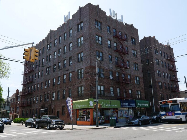 4620 Broadway, Astoria, NY for sale - Primary Photo - Image 1 of 1