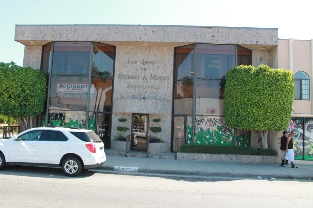 5430 E Beverly Blvd, Los Angeles, CA for lease - Primary Photo - Image 1 of 12