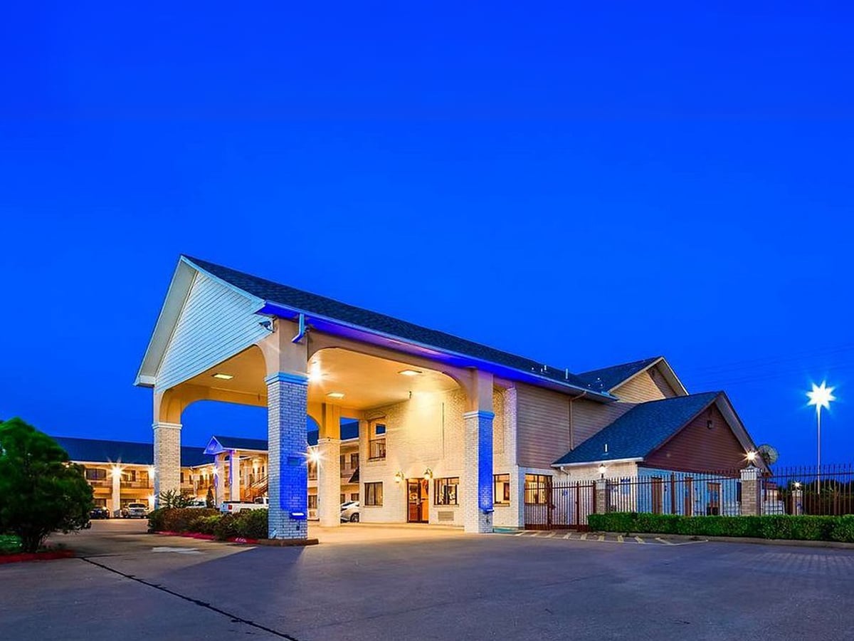 8965 Highway 6, Navasota, TX for sale Building Photo- Image 1 of 1